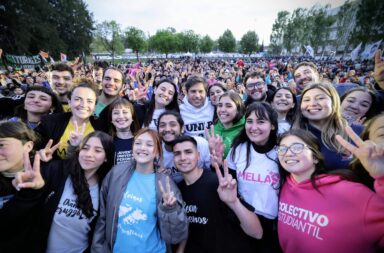 El gobernador Kicillof encabeza el acto por el 17 de octubre, en medio de la tensión con Cristina